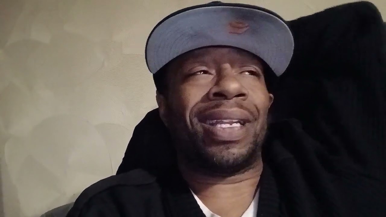 Meek Mills exposed as Diddys Play Toy!!! Leaked Audio of him and Diddy!!! Cheek Mills!!! Buns Burnin