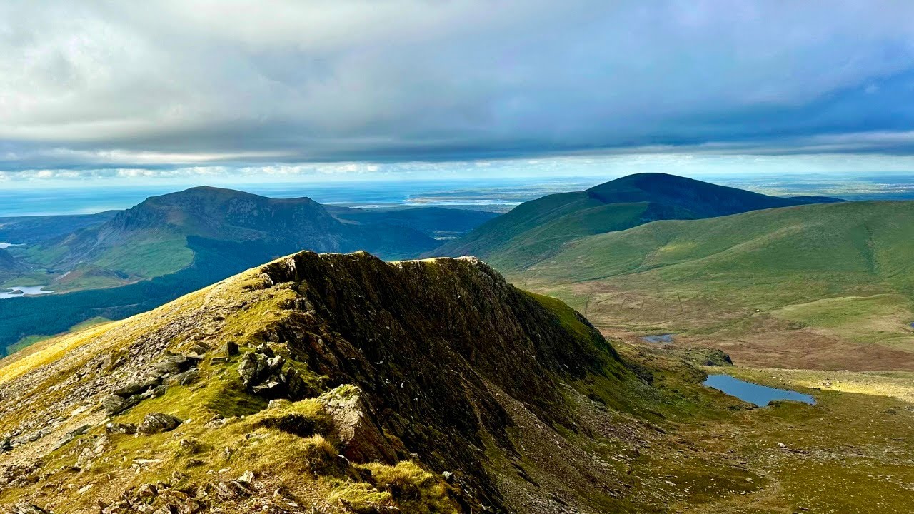 SNOWDON | A Solo Circular Hike via the Rhyd Ddu & Snowdon Ranger Path | Snowdonia