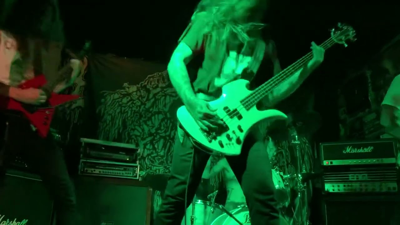 SNĚŤ - Demon - live at the Barakos