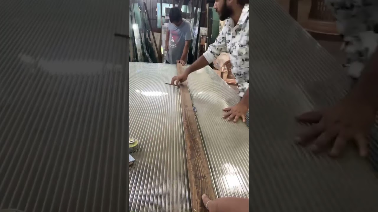 #glasslife #wine #bong #glassporn #weed #stainedglass #headshop #vape #glasses #artglass #windows #