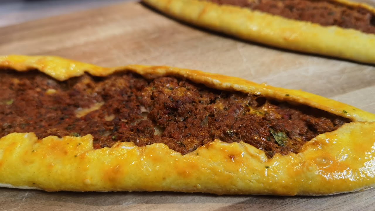 Pide mit Hackfleisch Füllung Glutenfrei Thermomix® türkisches Rezept