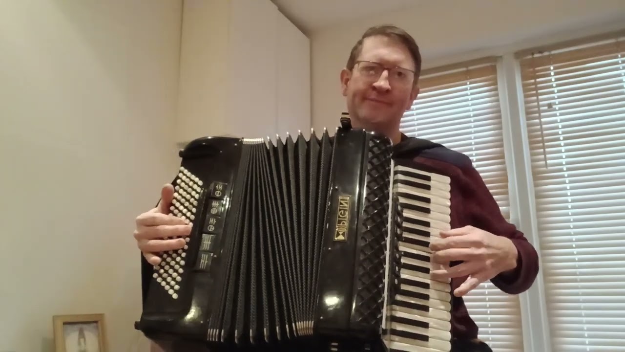 Swedish Masquerade - Tune for traditional Danish dance, played on Piano Accordion 
