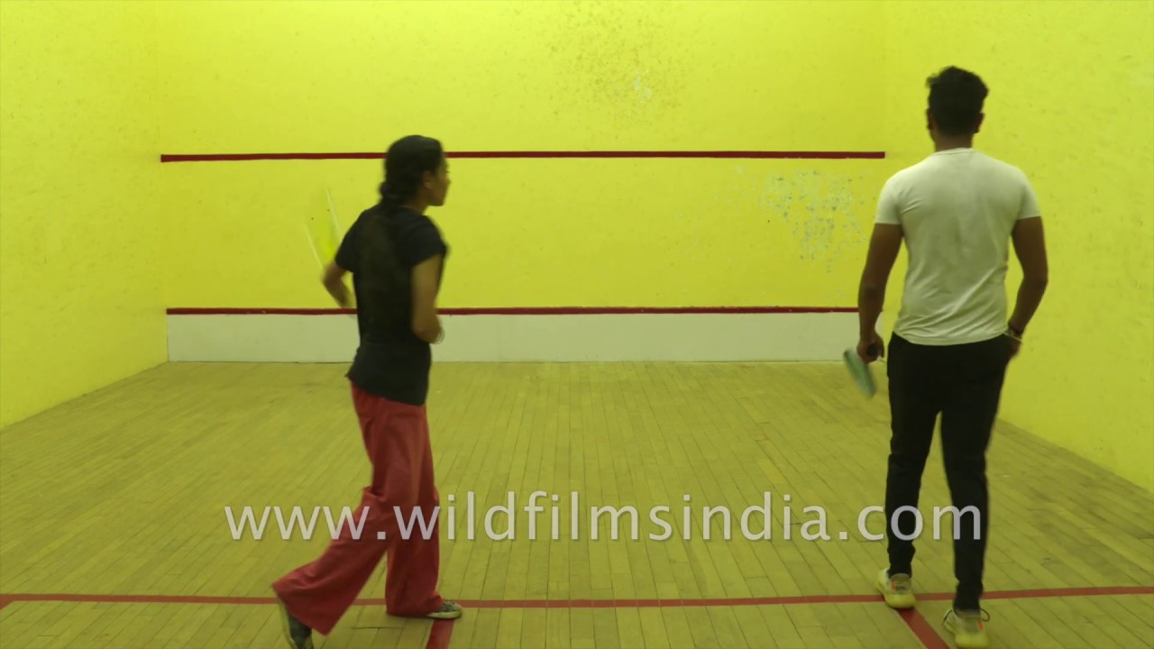 Guide to playing Squash with the left hand, for beginners: Sardar Club, Jodhpur