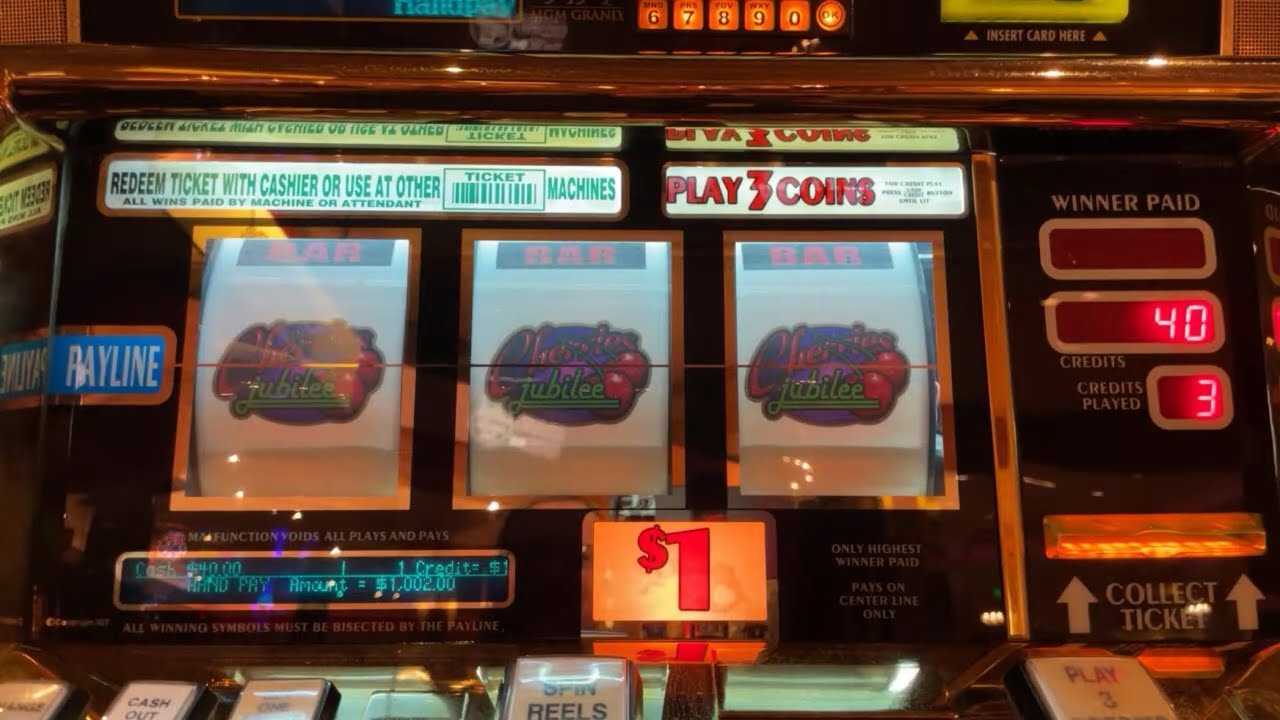 LIVE @ MGM Grand Cherries Jubilee! WE HIT THE JACKPOT #jackpot #ad