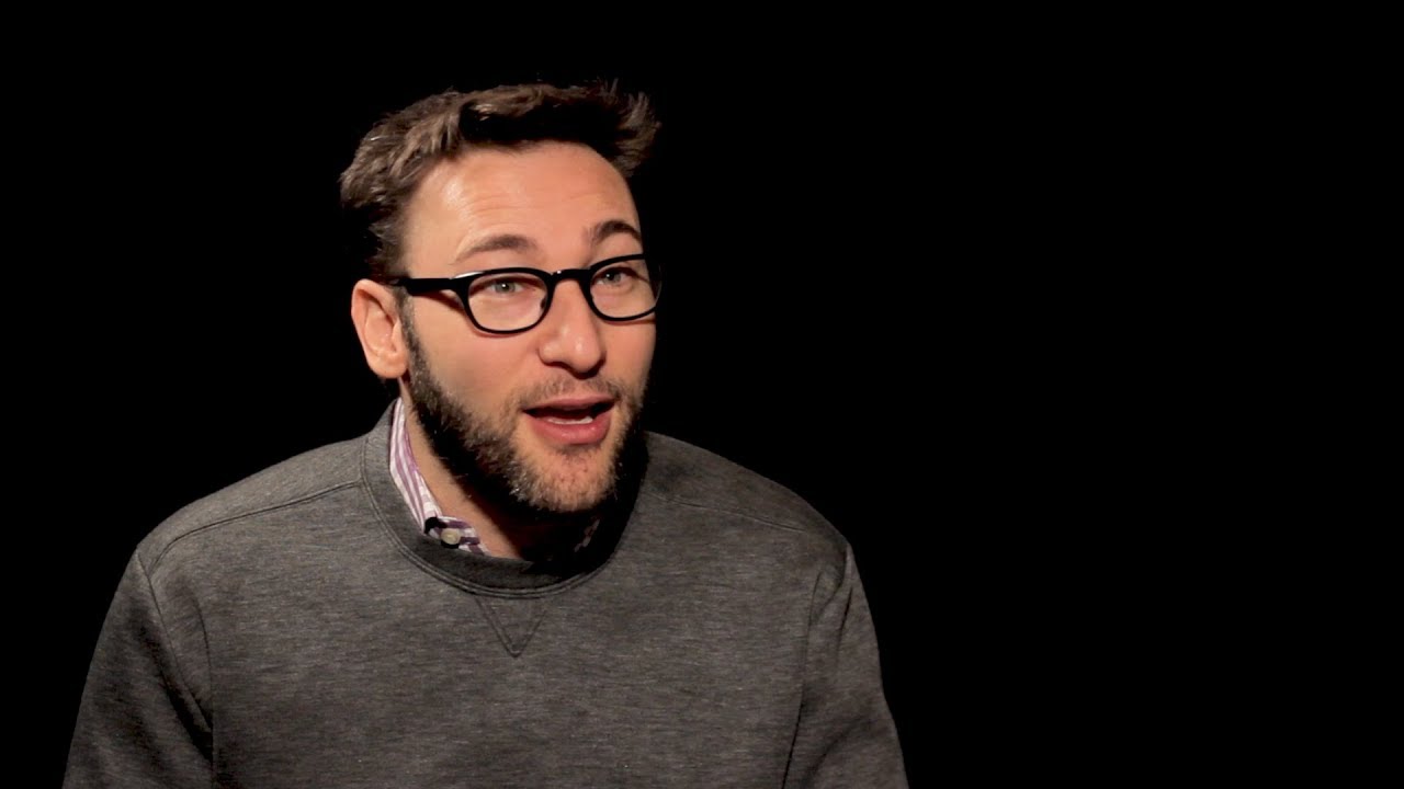 Simon Sinek in Finding Comfort in the Uncomfortable and Unfamiliar