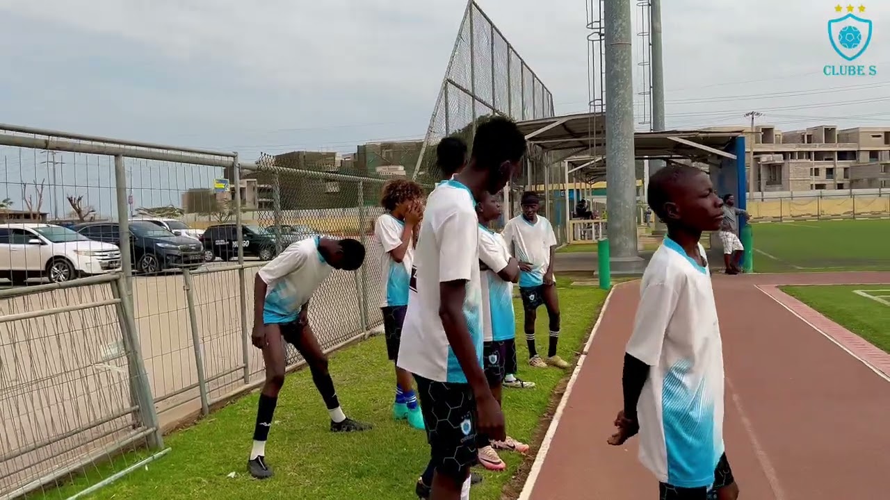 Jogo entre Academia de Futebol De Angola  & Academia Desportiva Clube S.