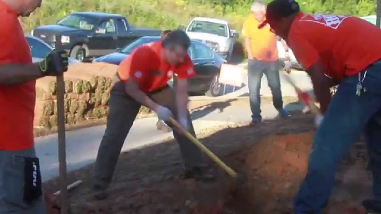 Home Depot Builds with Atlanta Habitat