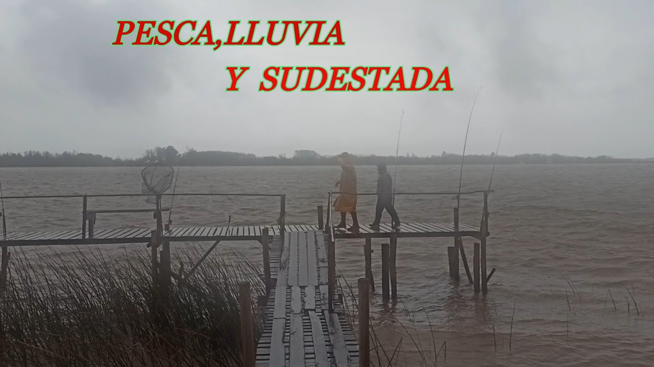 TERRIBLE TEMPORAL NOS SORPRENDE EN EL RIO PARANA...