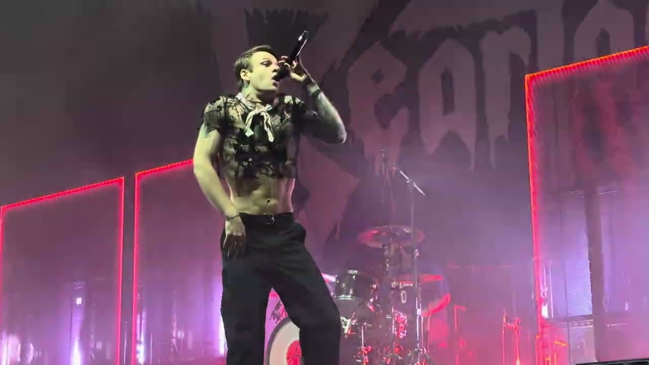 Beartooth-Might Love Myself (Do You Feel Love Tour 3-13-26 Xfinity Mobile)