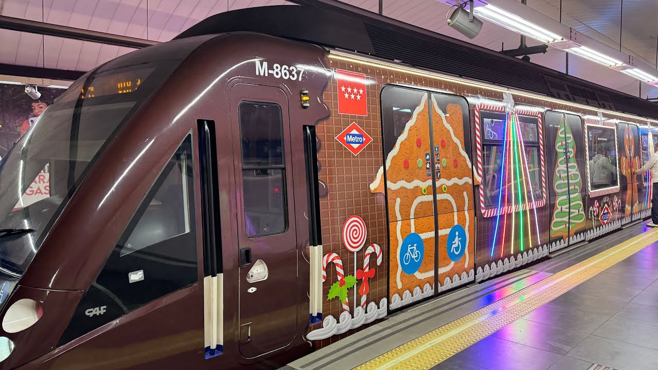 El TREN DE NAVIDAD del Metro en Madrid España