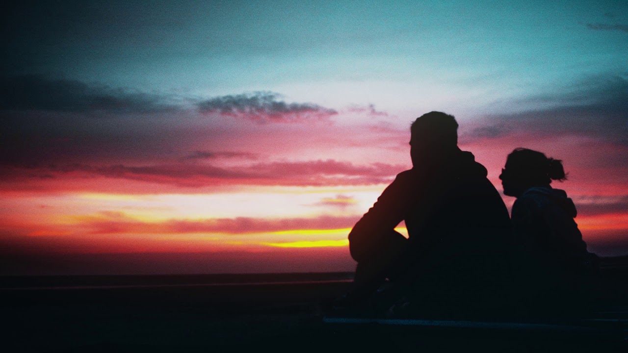 Emotional Piano Music - 