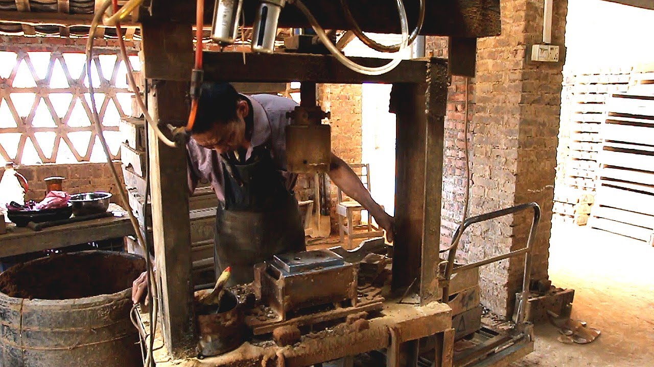 Bonsai pot making: Pressing 20 million pots a year