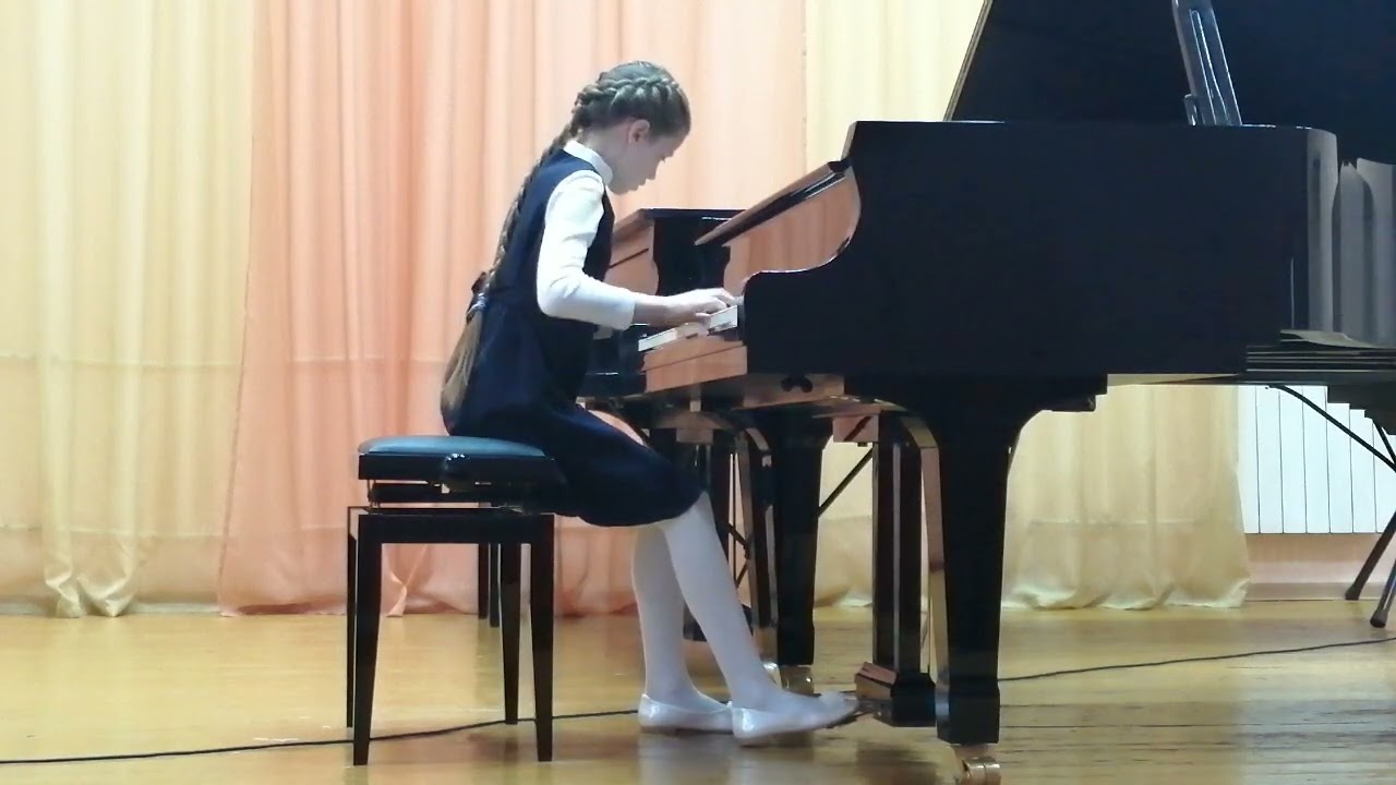 Arabesque by Jennifer Linn. Performed by Smarakova Alla (12)
