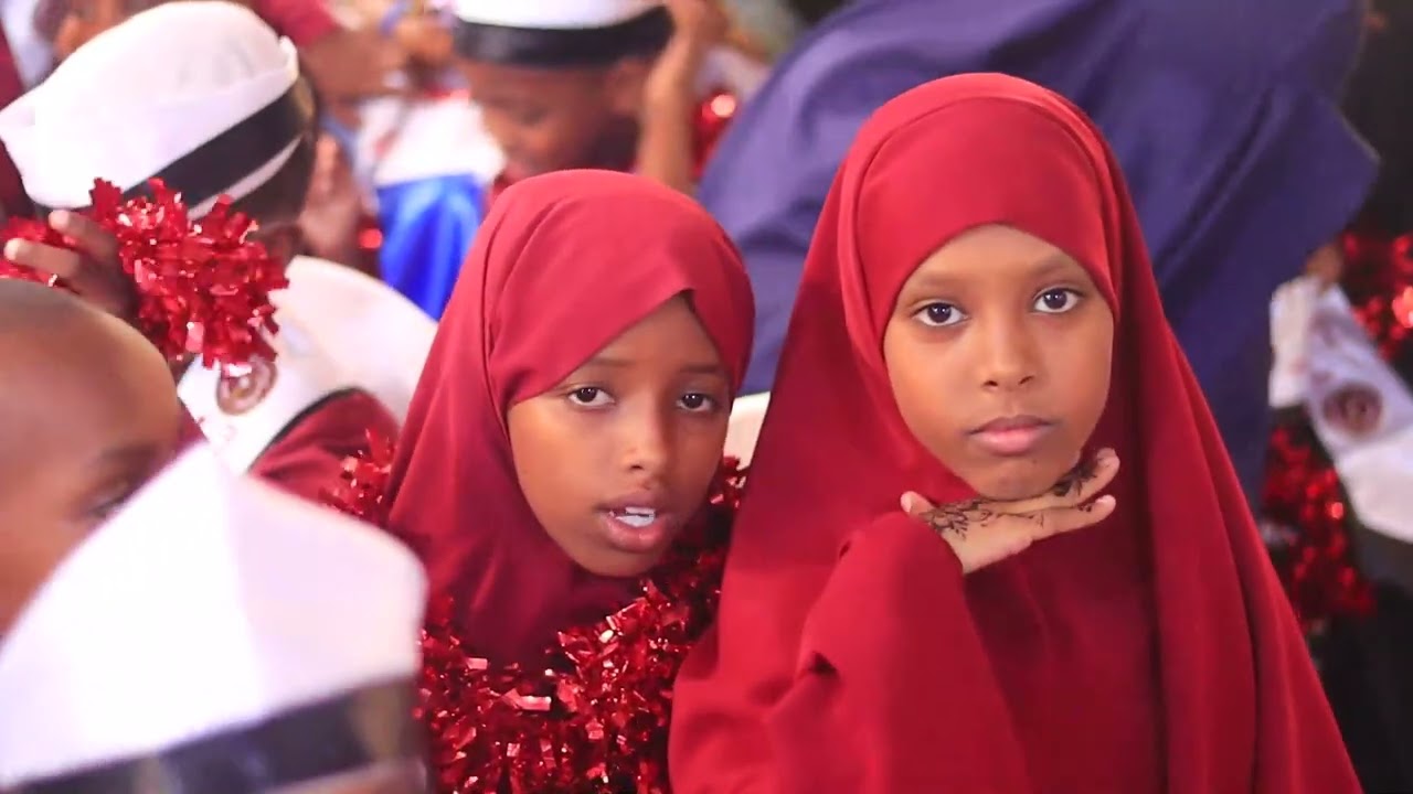 DAAWO:Markaz-ka Darul  iman ee ku  yaalo Garissa oo xaflad qalijibin ah u qabtay ardey qalinjibisay