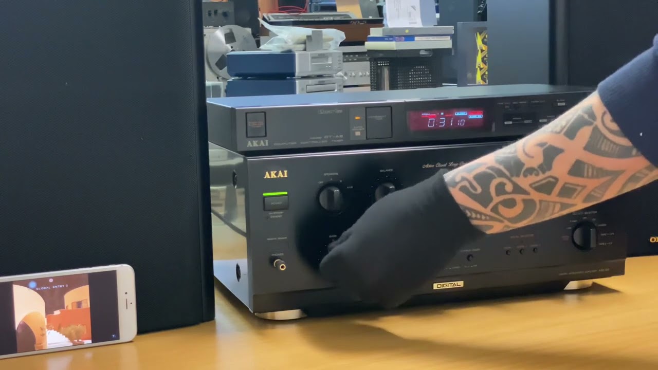 Akai AM-69 Digital Integrated 90er Vintage Amplifier & AKai DT-A2 Timer Controlled