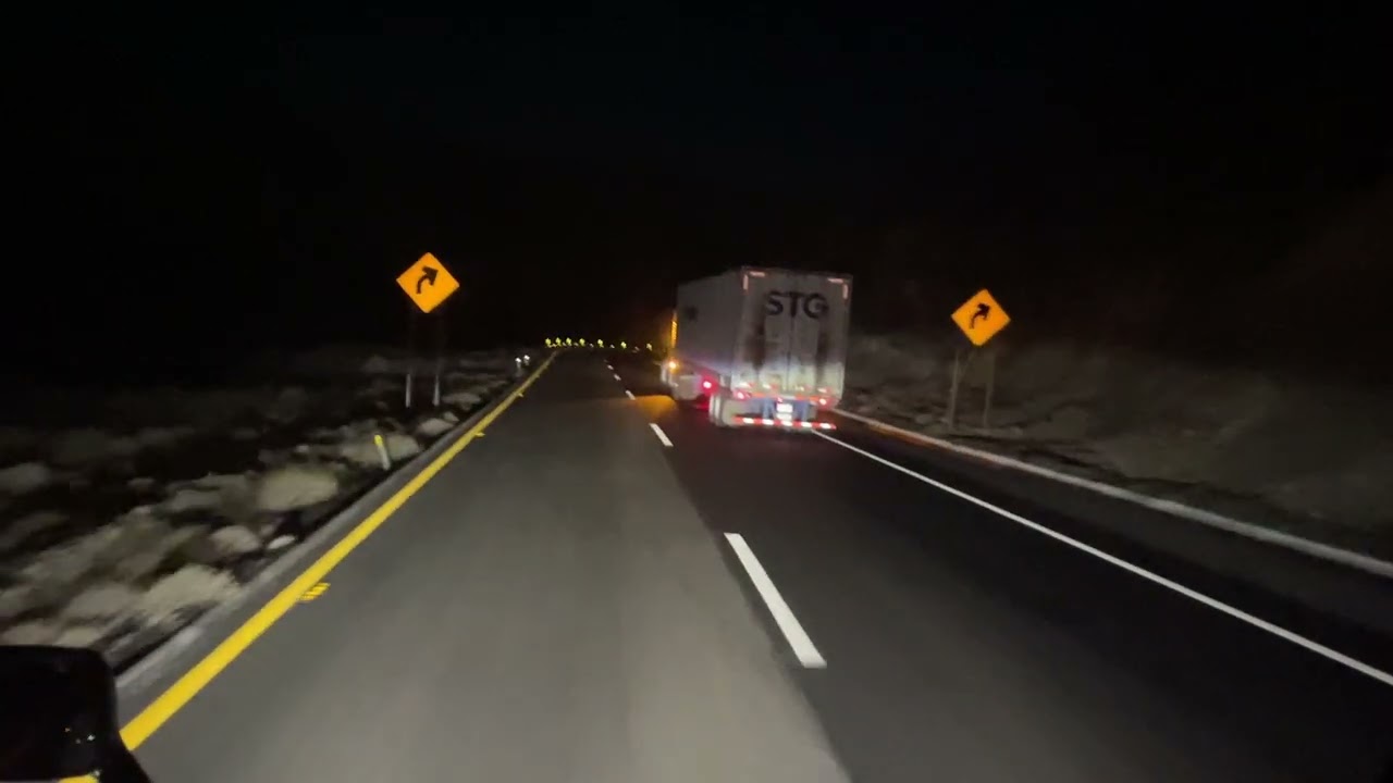 Subiendo la rumorosa Mexicali Tijuana d noche con mucho aire
