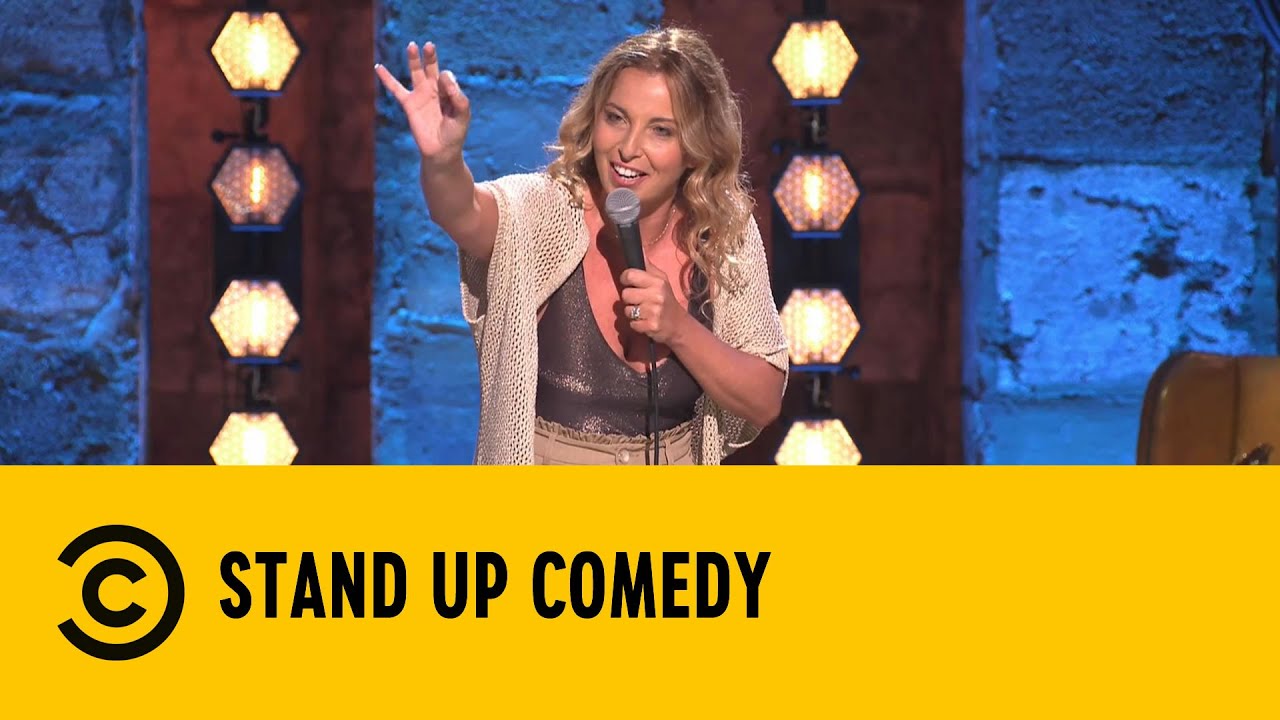 Le conseguenze della matrignità - Chiara Becchimanzi - Stand Up Comedy - Comedy Central
