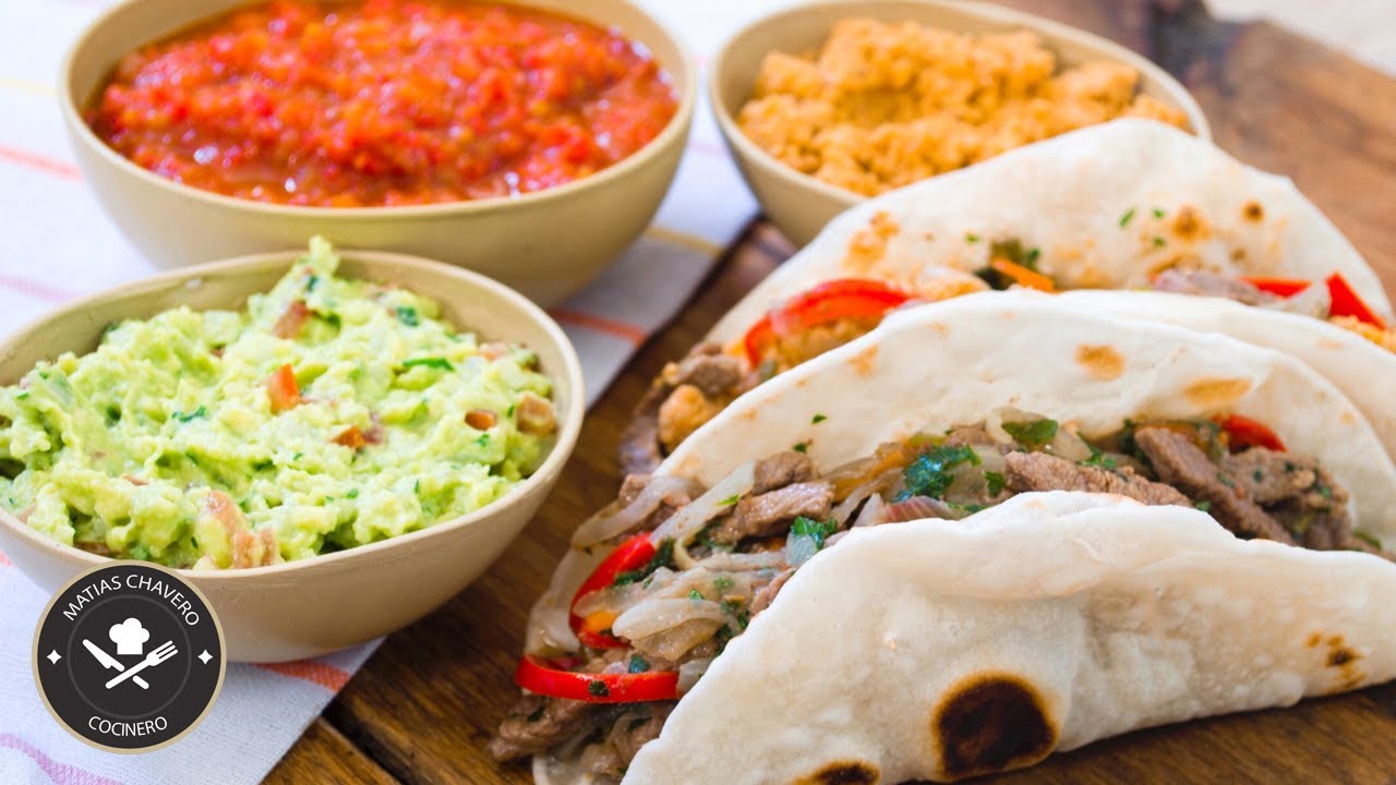 TACOS MEXICANOS + 3 SALSAS PARA ACOMPAÑAR
