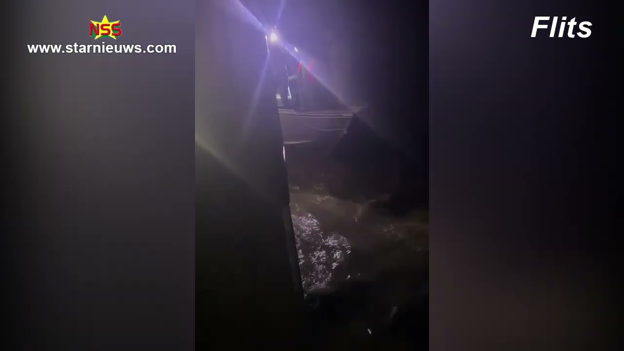 Boot Apoera aan het zinken; passagiers gered