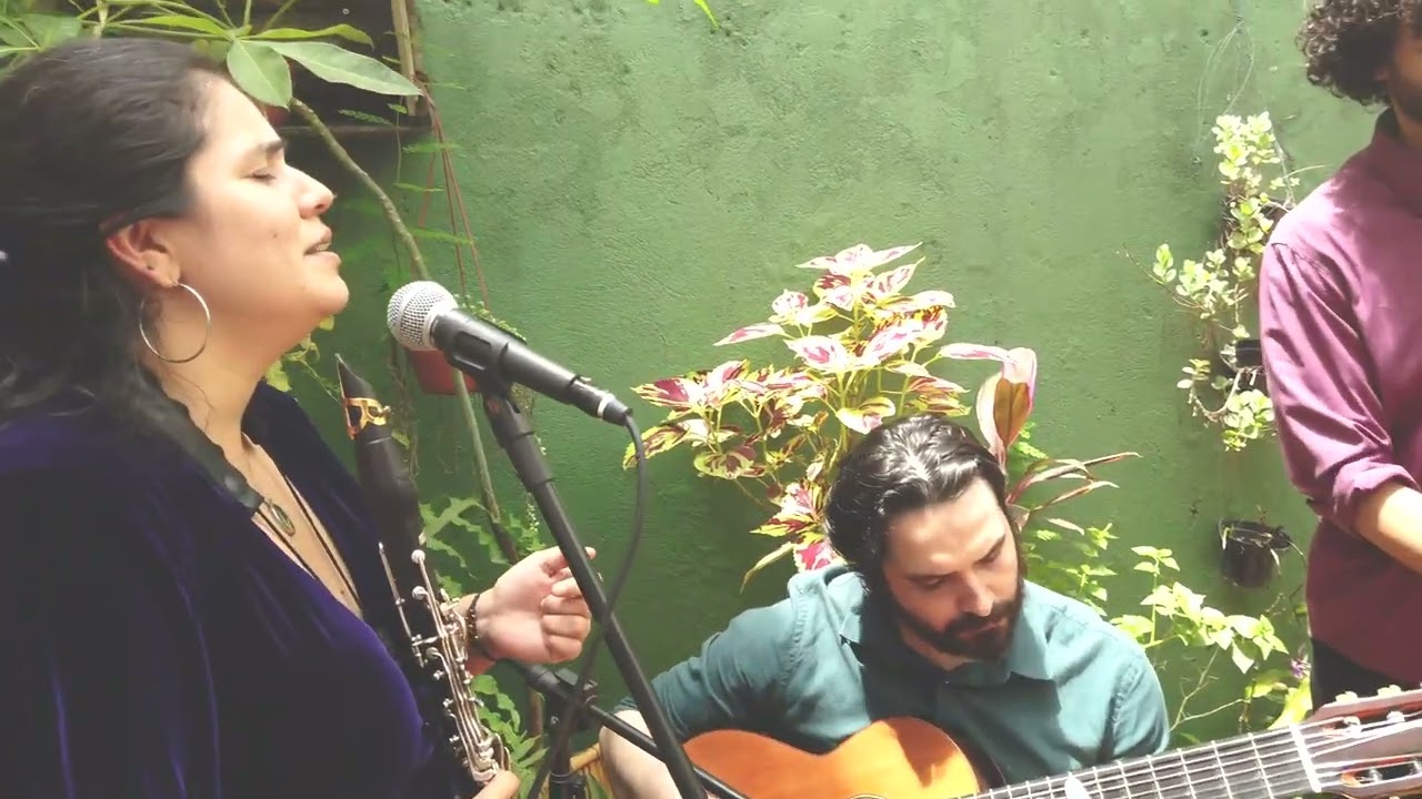 Javi Hunfan y Dos Gardenias - La Gloria Eres Tú (José Antonio Mendez)