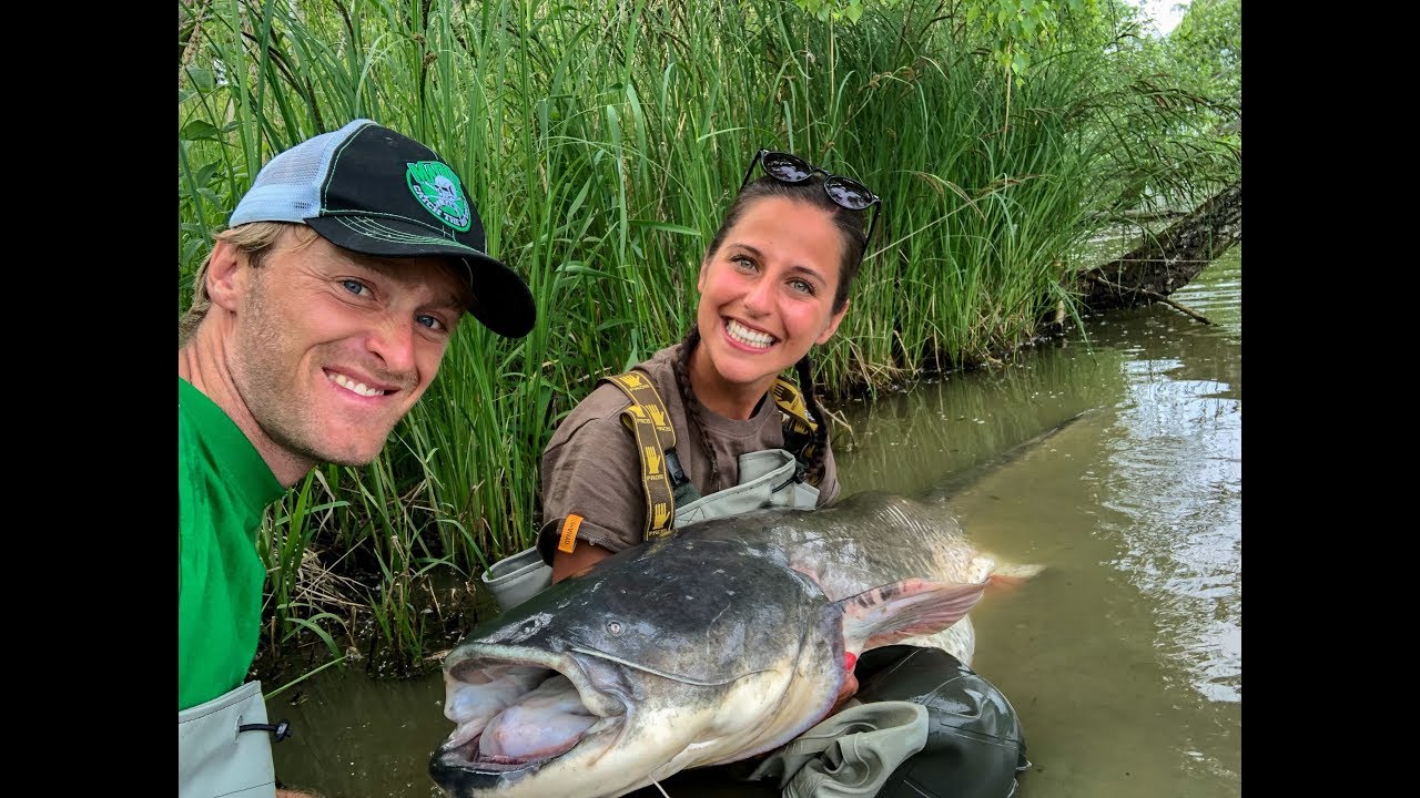 Belly Boat Angeln auf Wels mit Jakub Vagner / catfish fishing from belly boat with Jakub Vagner
