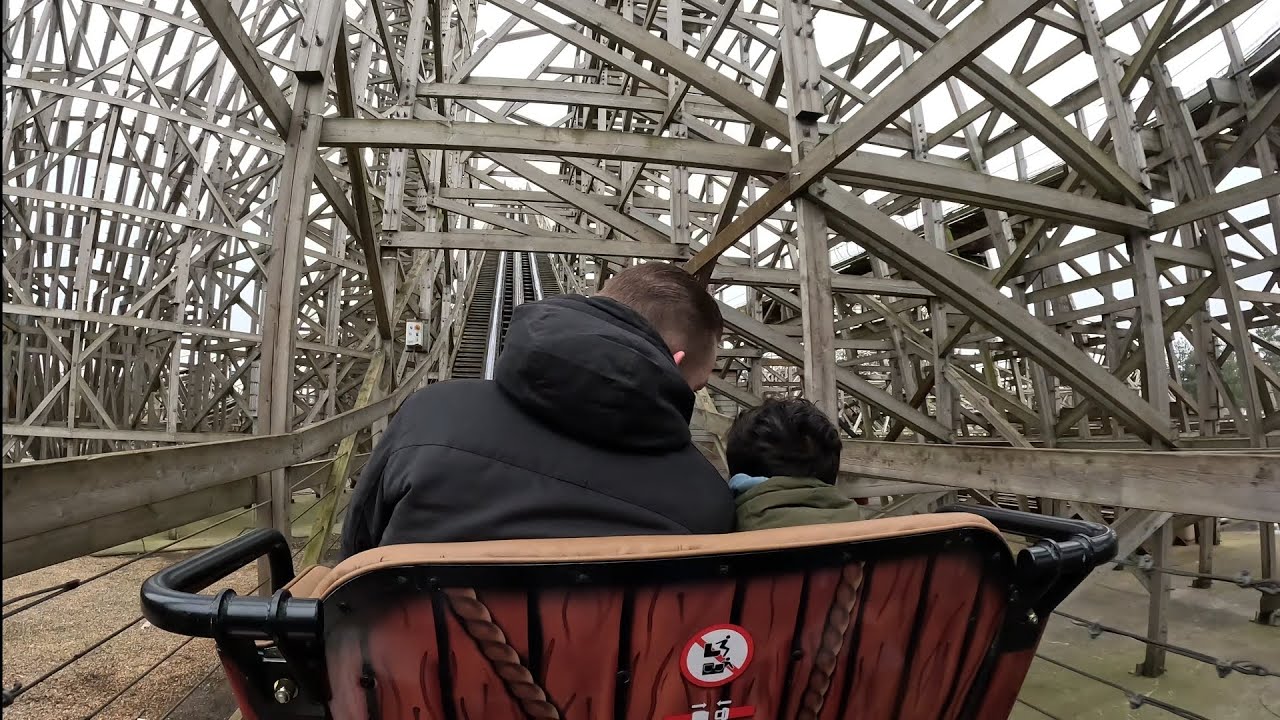 @ThrillsTastic gespot bij de Troy @AttractieparkToverland