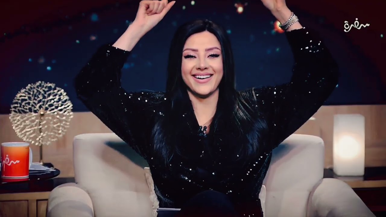 رقاصة و قلل👌😂😂 #رضوى_الشربيني #هي_وبس @برنامج_هي_وبس #رضوى_الشربينى #radwaelsherbiny #cbcsofra