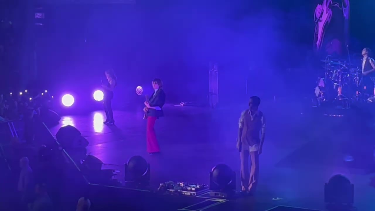 Måneskin //live// Coraline 🌸  06.03.2023 Mercedes Benz Arena Berlin