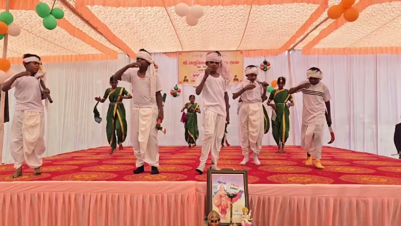 9. આદિવાસીગીત....ધોરણ-8
