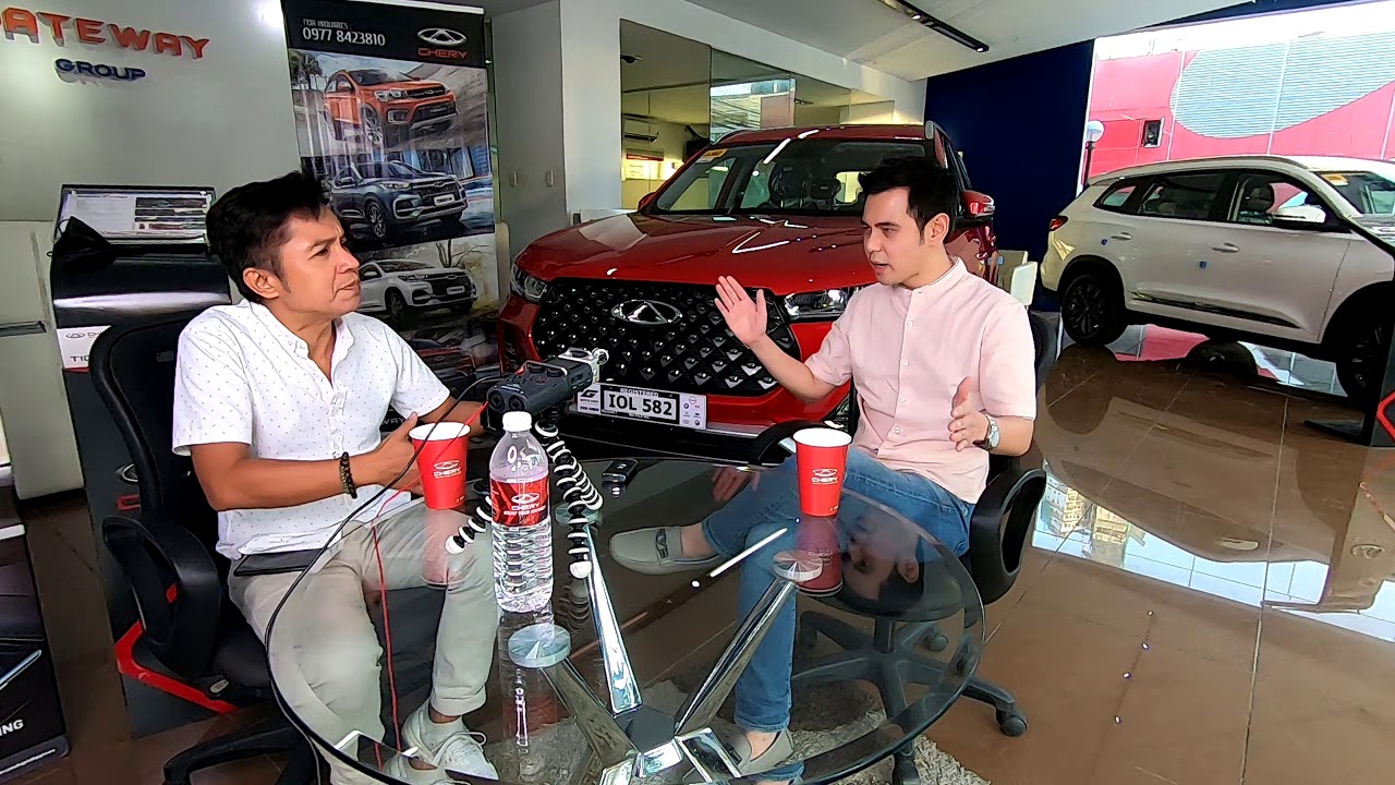 Chery on Top with EVP Of The GATEWAY Group Michael Goho.