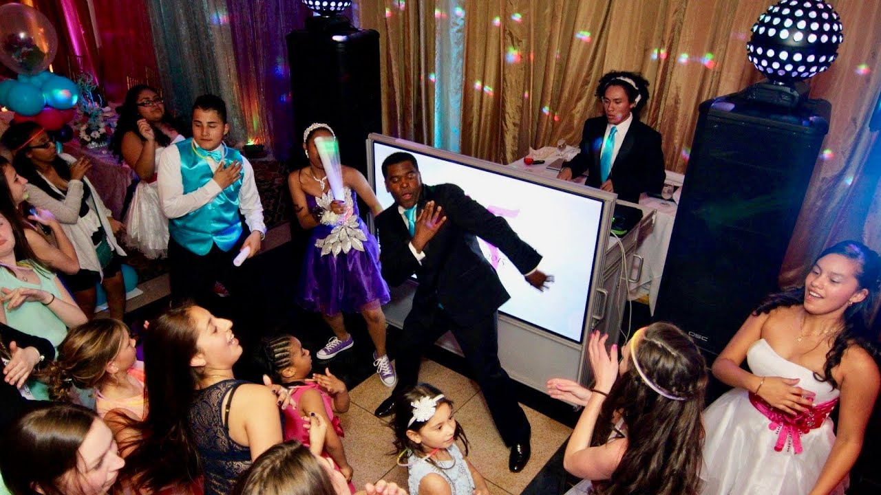 Kenny Q's Custom DJ Booths