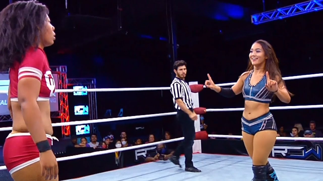 Rok-C (также известная как Roxanne Perez) против Danni Bee [ПОЛНЫЙ МАТЧ] Reality Of Wrestling