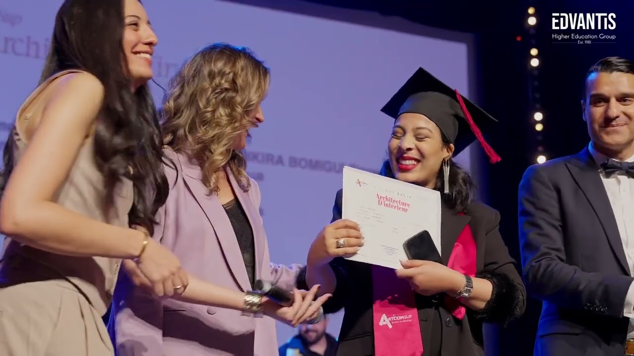 Vidéo best of de la cérémonie de remise des diplômes 2024 des écoles du Groupe EDVANTIS - Avril 2025
