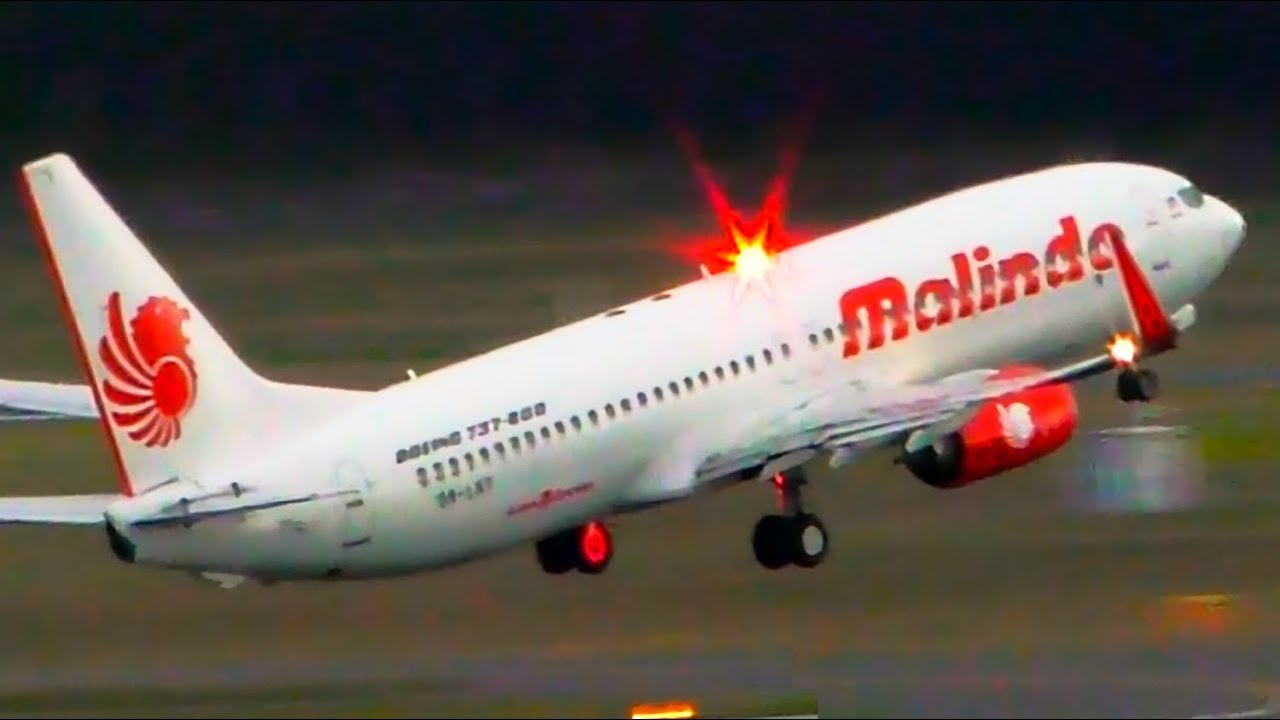 INAUGURAL | Malindo Air Boeing 737-800 NIGHT Landing & Takeoff | Melbourne Airport Plane Spotting