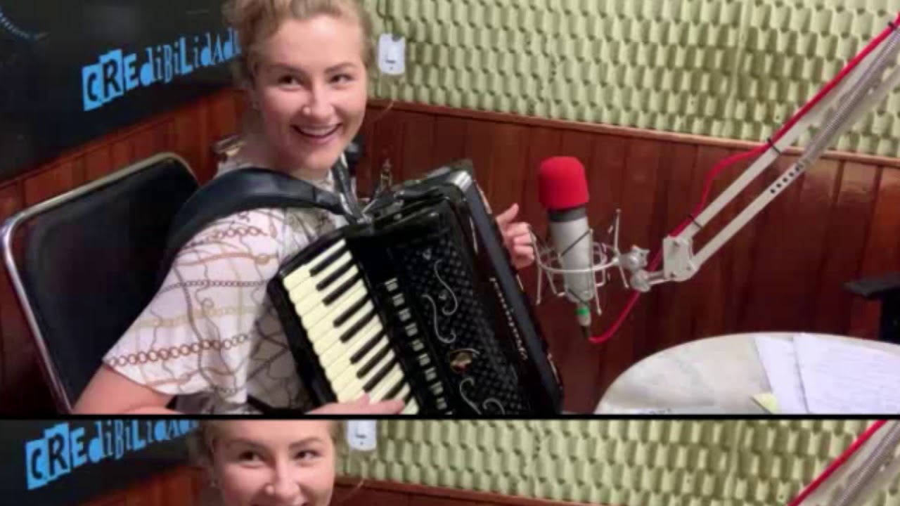 BRUNA VIOLA E BIA SOCEK NA RÁDIO AO VIVO