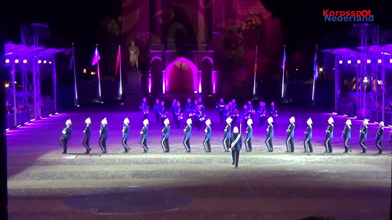 Showband Takostu Stiens tijdens Taptoe Delft 2018