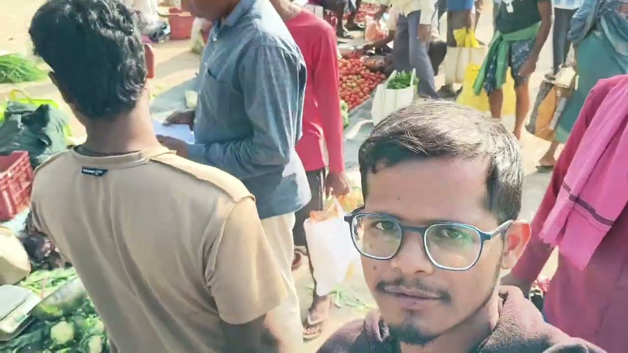 ओडिशा के local बाजार : सस्ता और सबसे आछा 🛍️#OdishaLocalBazar #TrendingNow #ViralVideo #hindivlogs 🥰🙏