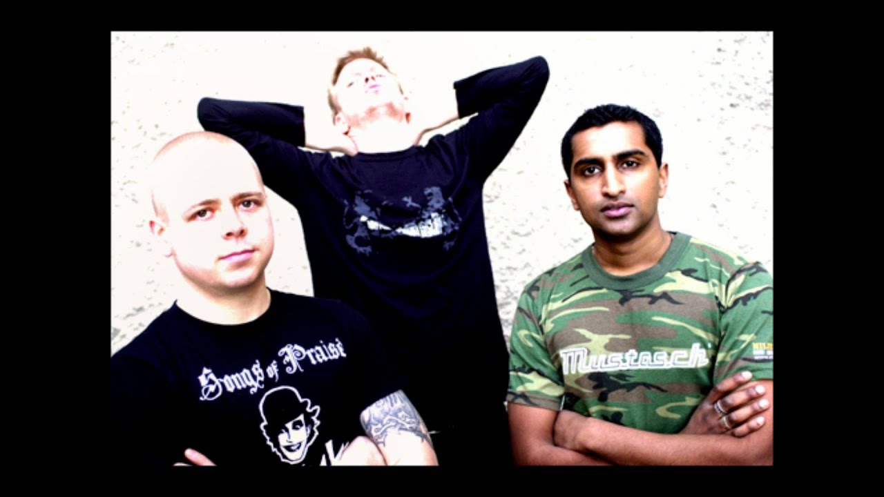 Perkele - Moments (Live) with lyrics