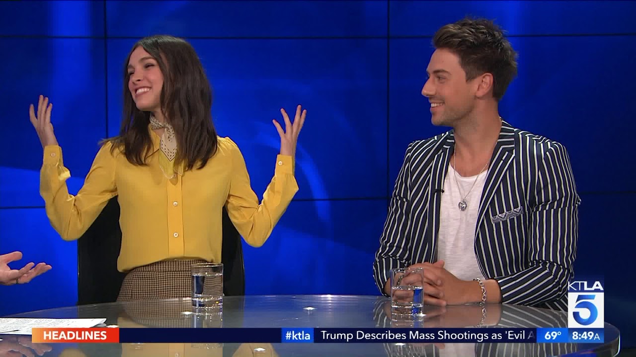 Lincoln Younes & Denyse Tontz Spill on their Kissing Scenes & Pivotal Relationship in 