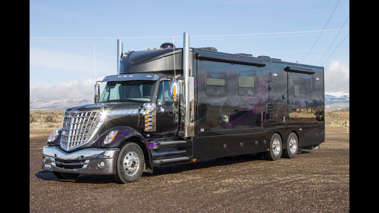 **SOLD** - 2016 Renegade XL on a Lonestar Chassis Exterior