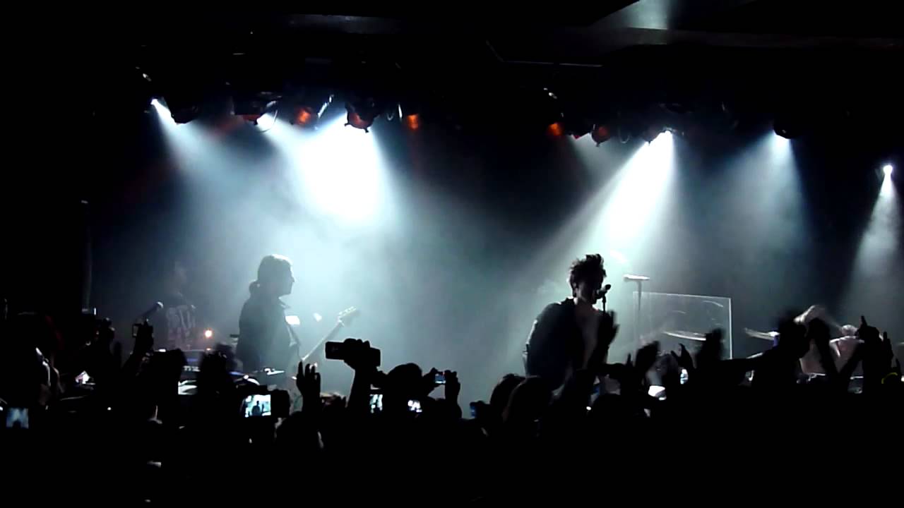 30 Seconds To Mars - This Is War + 100 Suns (Live @ La Maroquinerie, Paris, 08/06/2011)