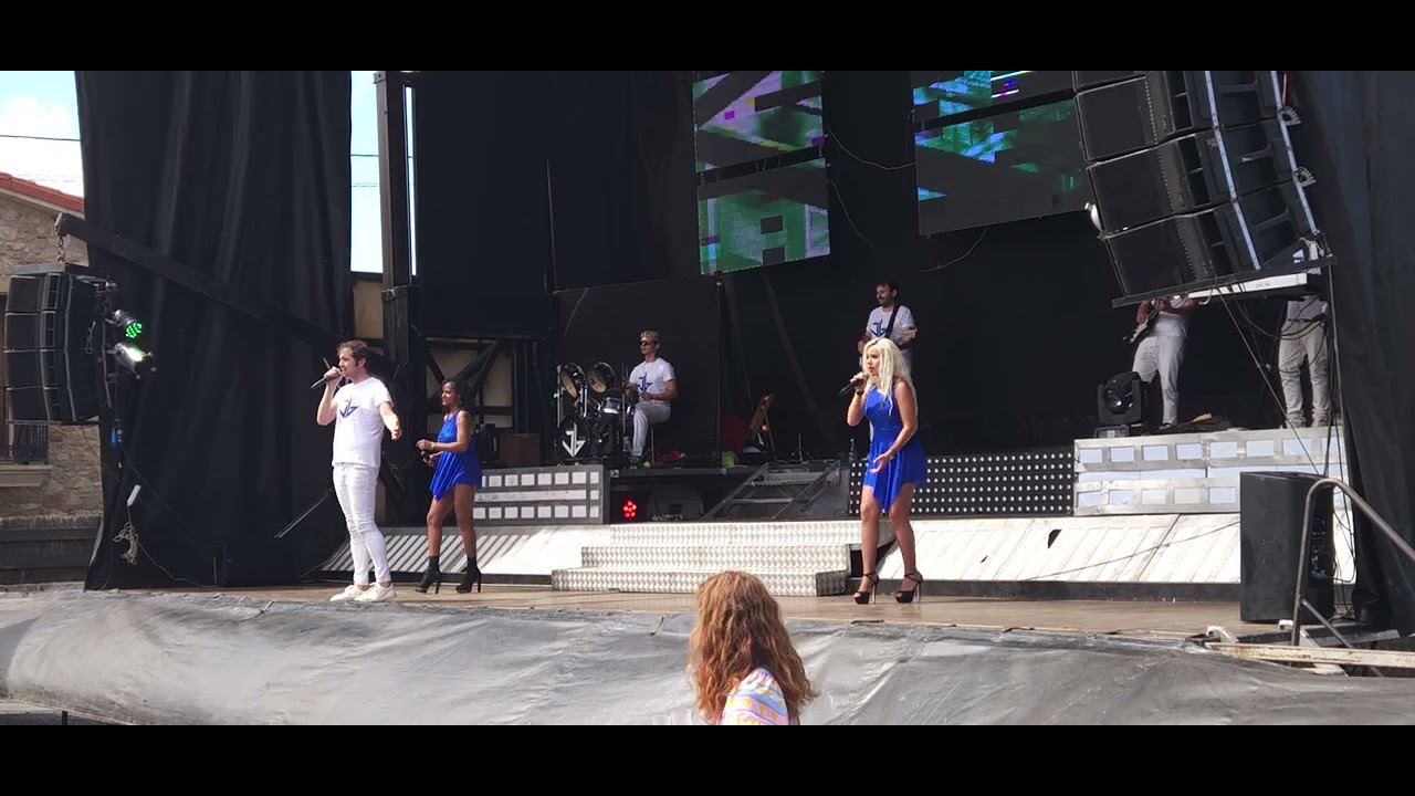 Sesión Vermú con el grupo JB Son en Larin (Arteixo) 27/08/2023.