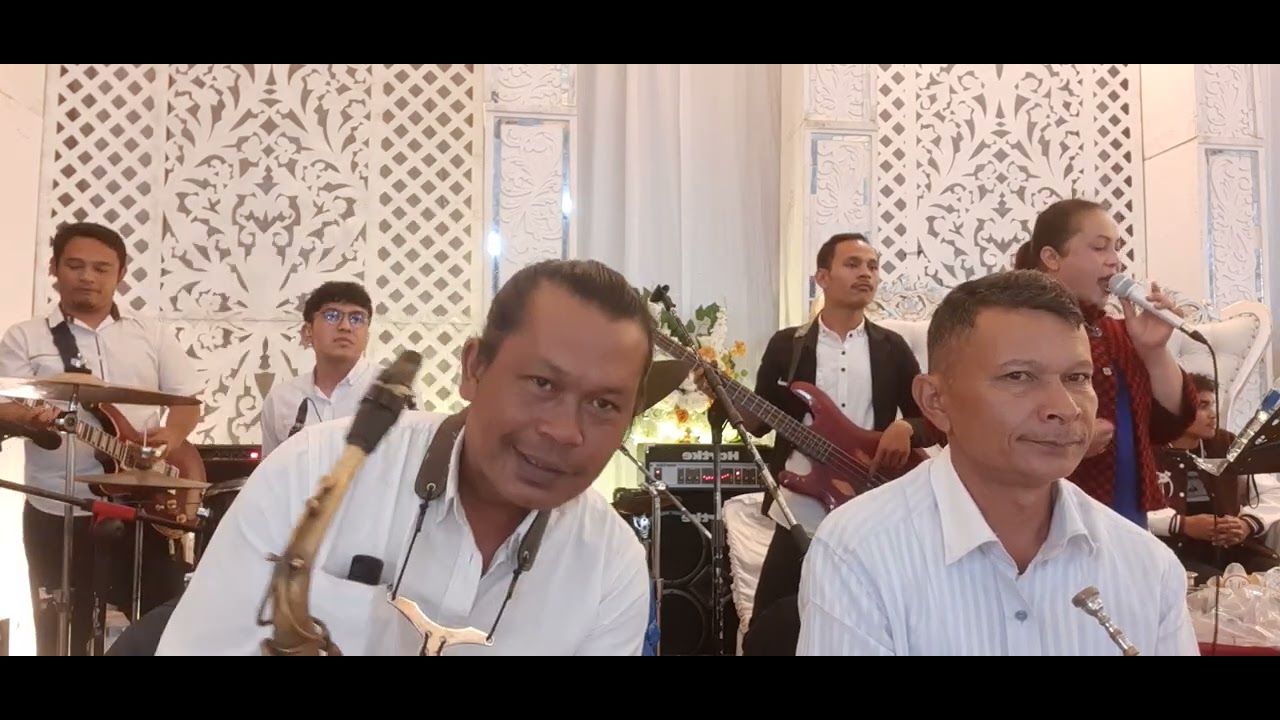 LAGU PAPUA APUSE/ACARA MANGADATI/BONA PASOGIT BAND/HP 081344180062