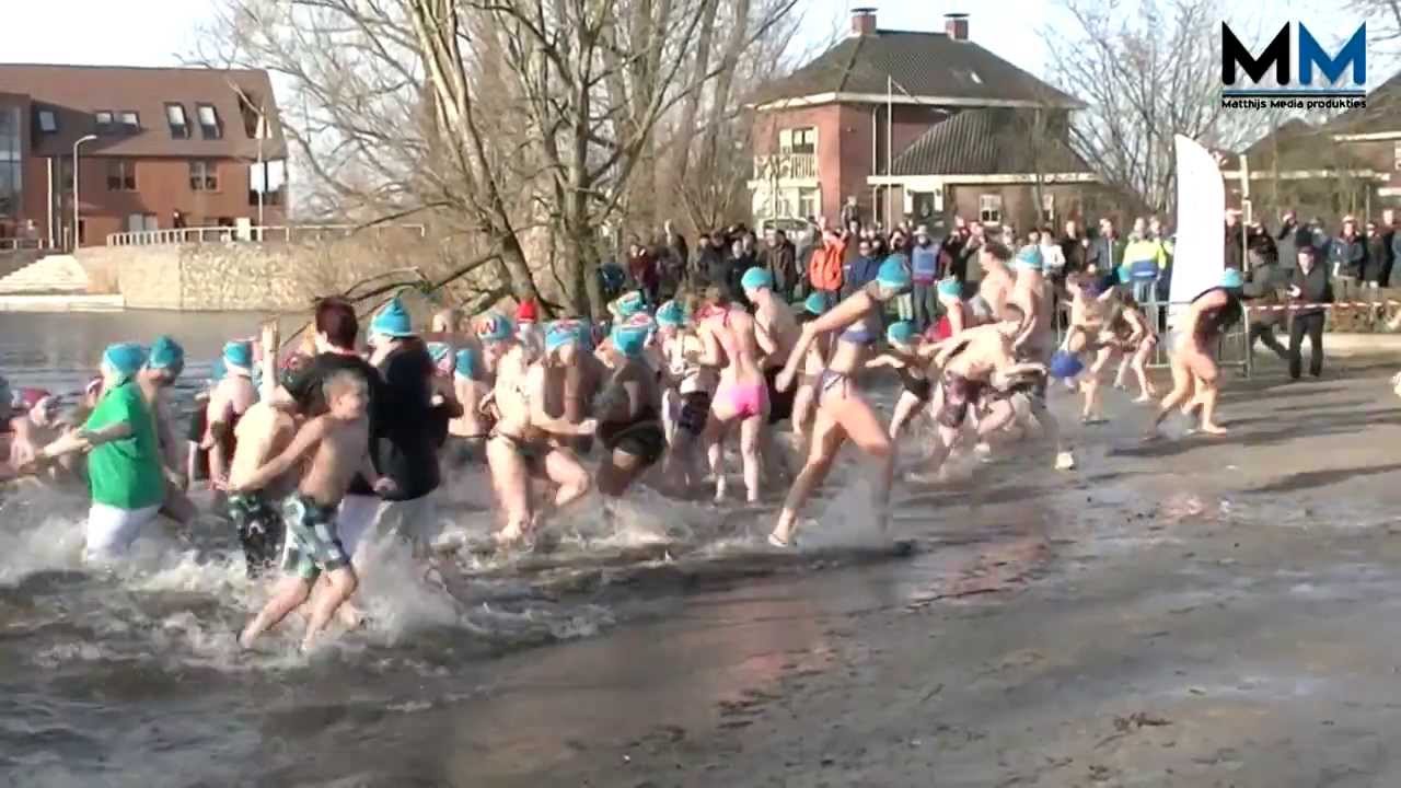 Eerste nieuwjaarsduik Westervoort een feit