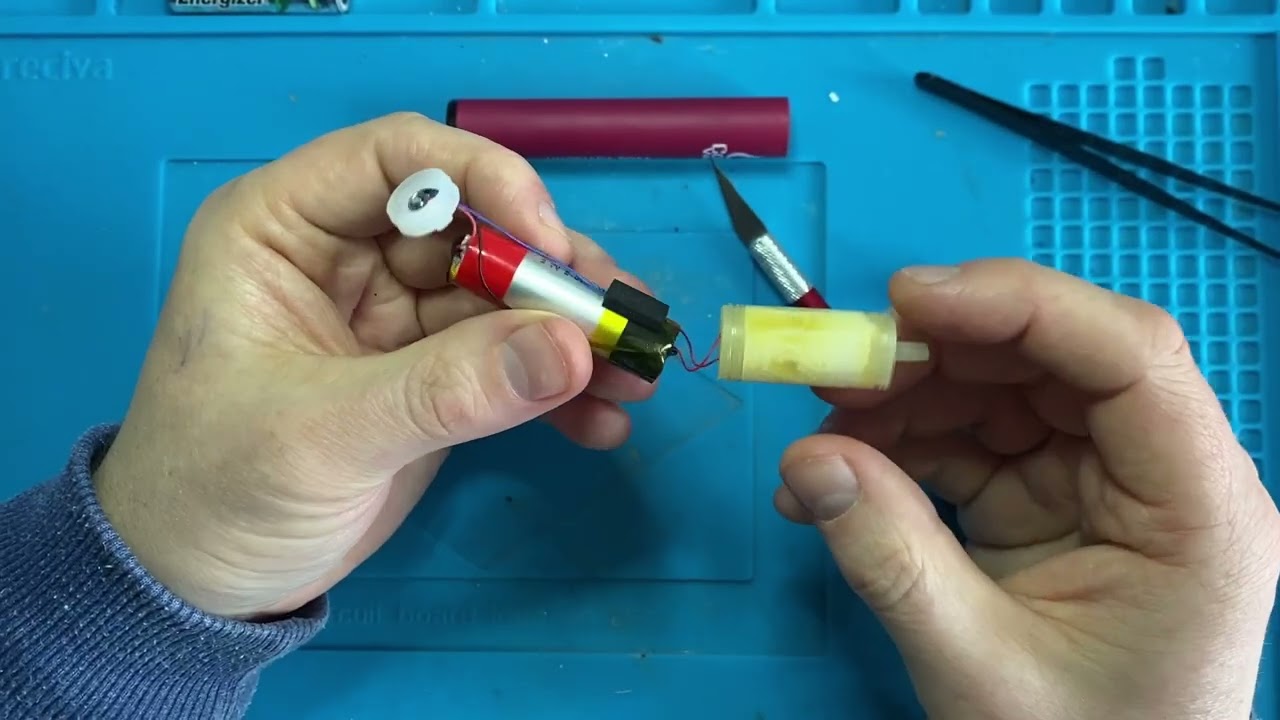 What is inside a disposable Vape?? It would surprise you!!