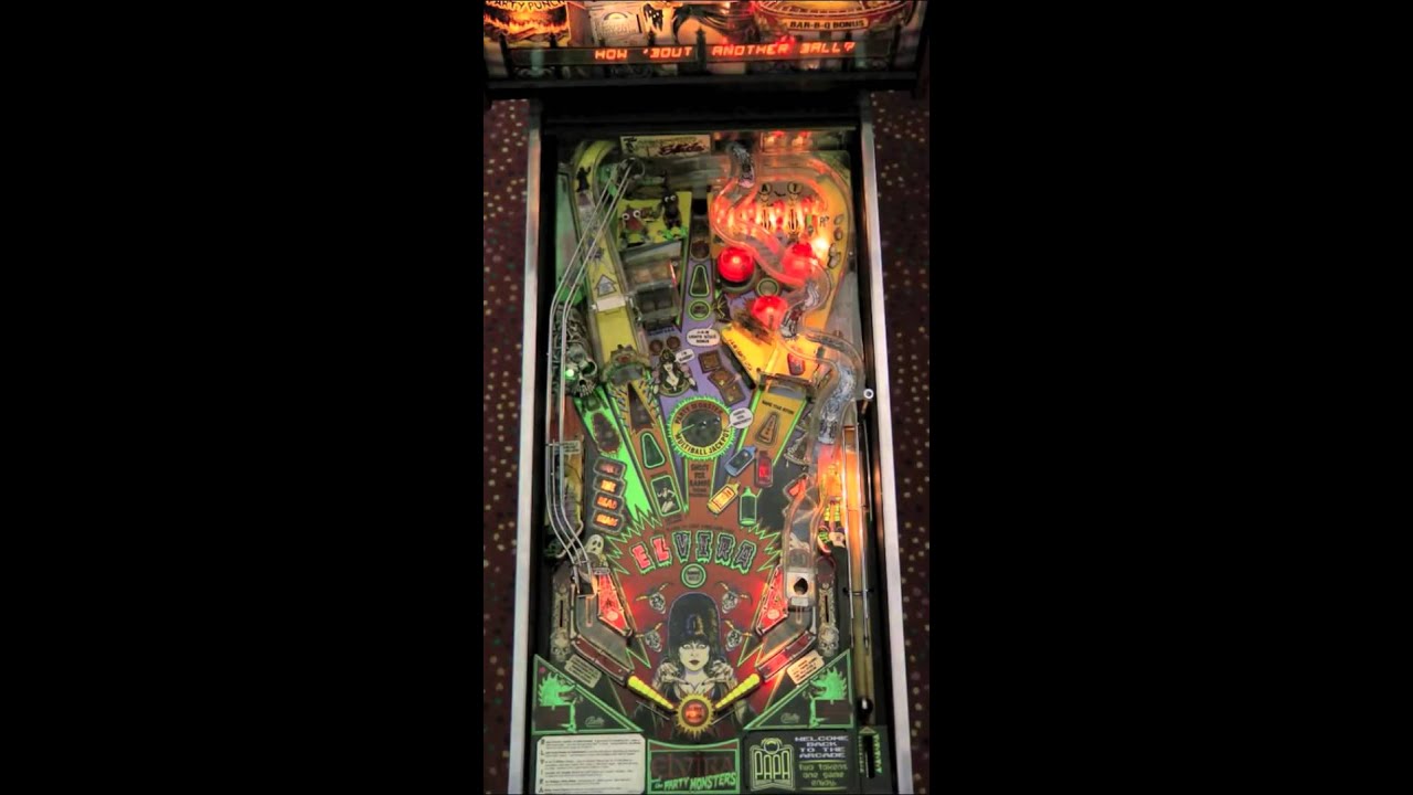 Elvira and the Party Monsters Pinball Gameplay