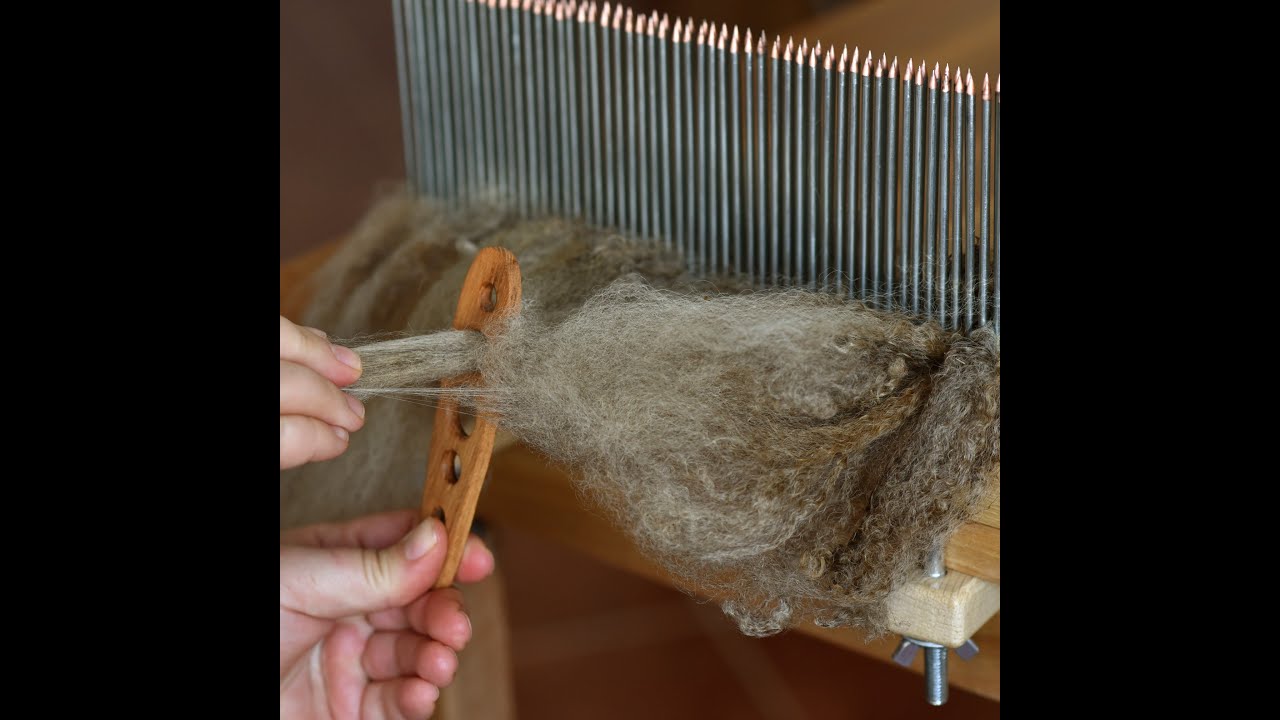 Wool hackle kit. Wool combs and spinning diz.