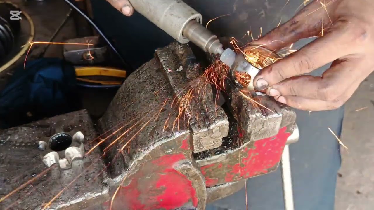 How to Suzuki Mehran CV joint repair and boot replac