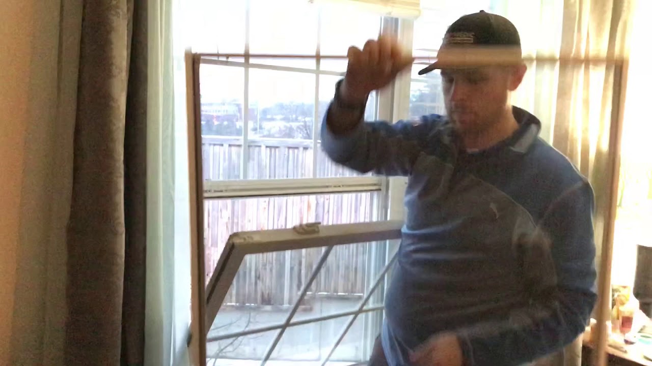 Как снять москитные сетки Simonton Window Screen Medic