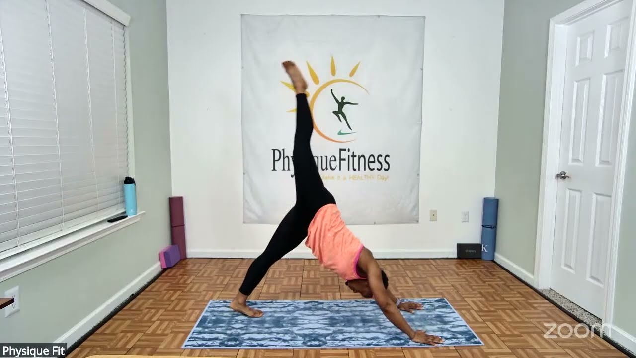 ☀️Yoga Flow☀️ - with PHYSIQUE! - 20 Min